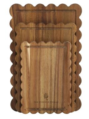 The Pioneer Woman Scalloped Wooden Cutting Board Set